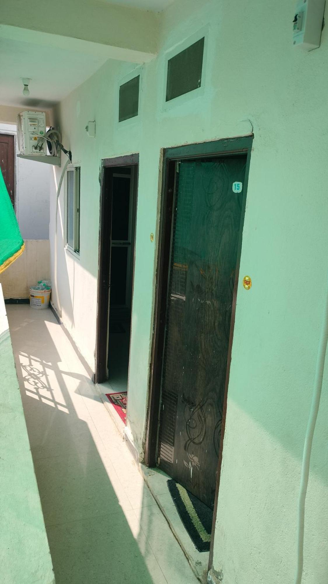 Kailash Kuti Guest House Уджайн Екстериор снимка